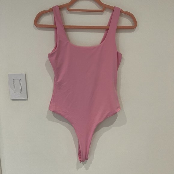Jaelyn Meshki Scoop Bodysuit Pink S - Picture 1 of 2